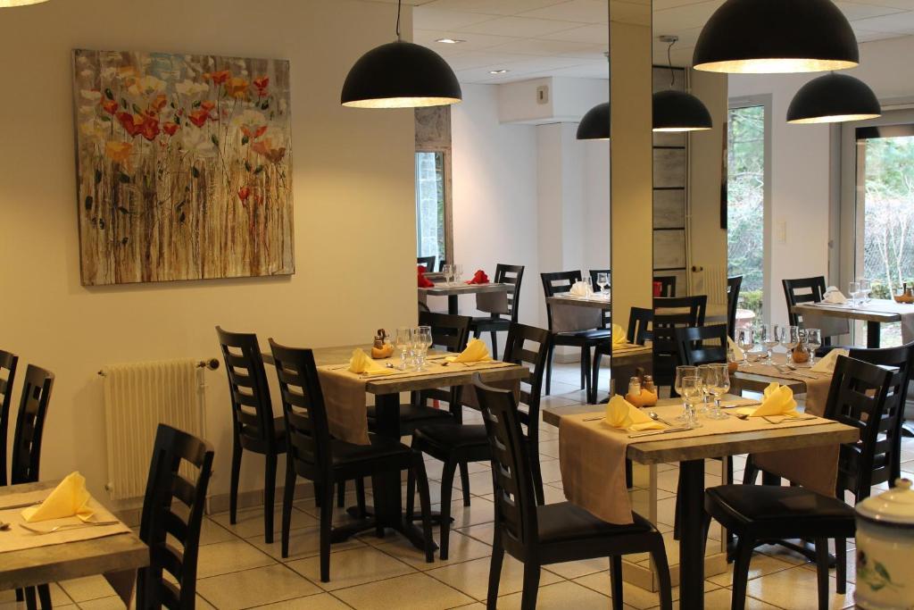 Hotel Restaurant Aux Genets D'Or Mandailles-Saint-Julien Eksteriør bilde